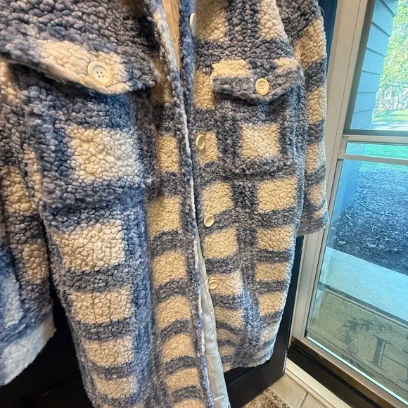 MARBLE Blue and Cream Teddy Jacket - Picture 5 of 9